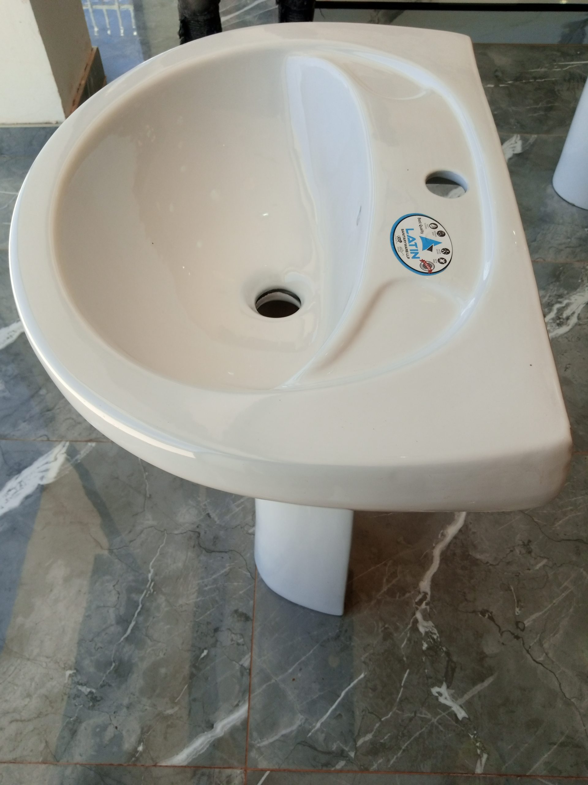 Sawa small basin 22 by 16