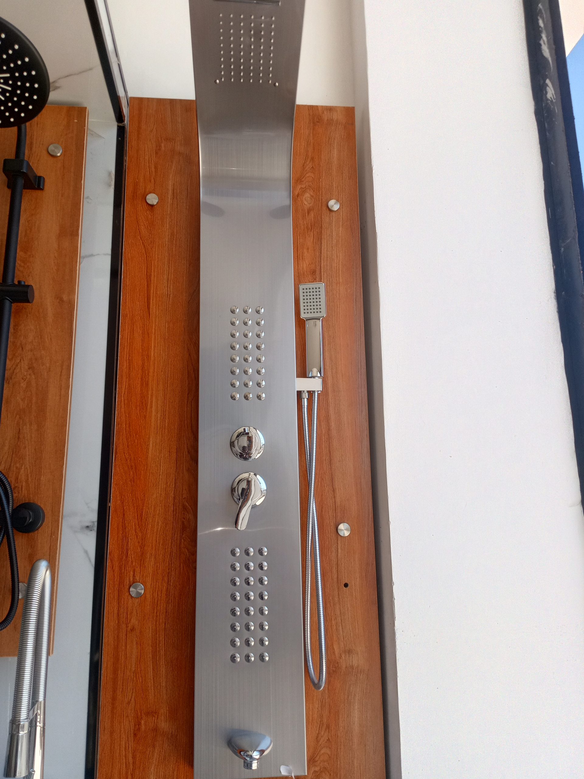 Luxurious Black 5 Shower